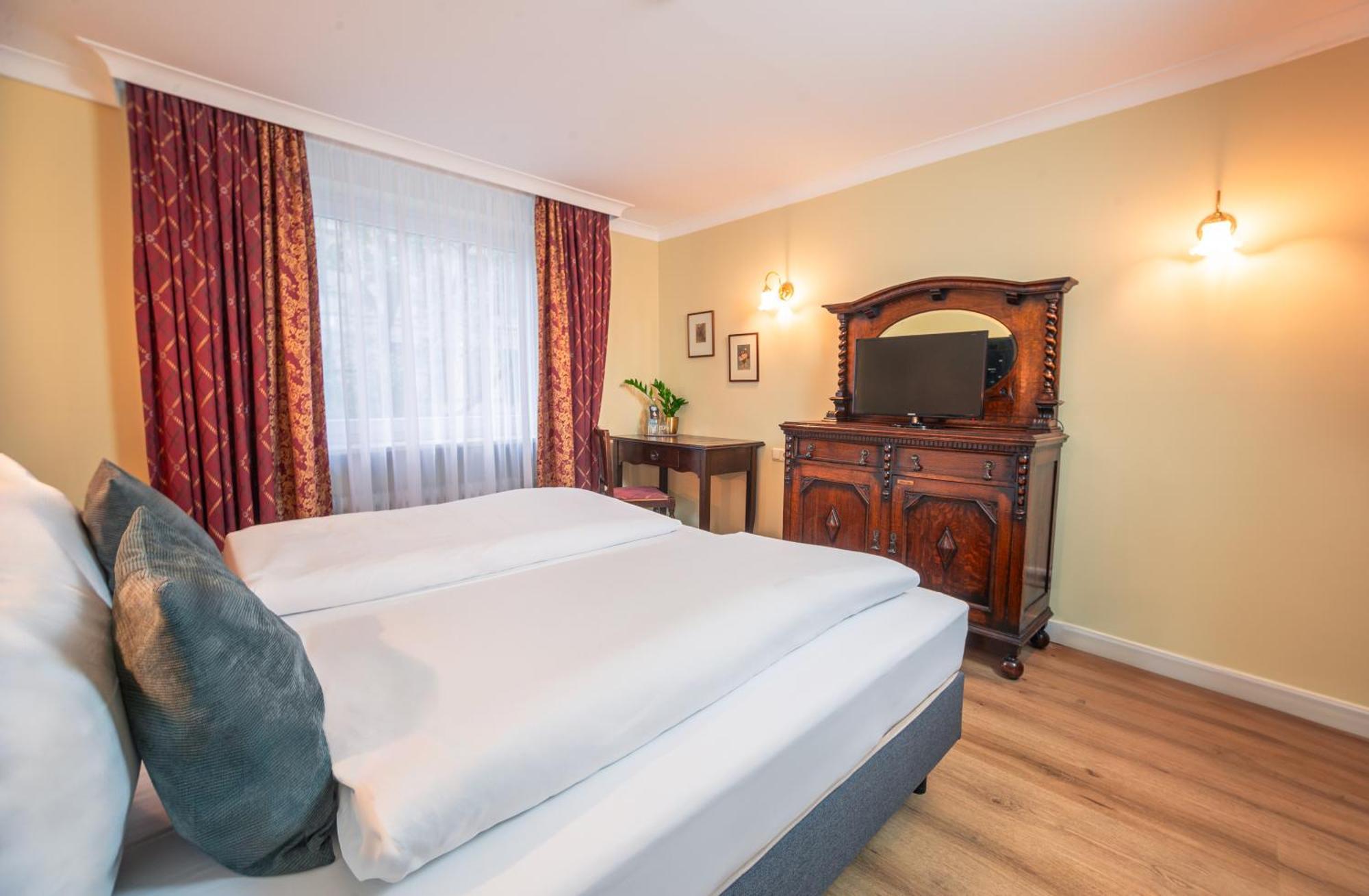 Hotel Altmuenchen By Blattl Ngoại thất bức ảnh